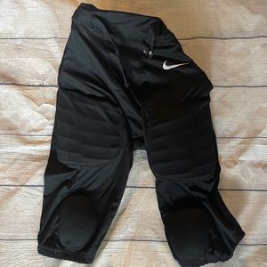 Boys Nike football pants 🏈